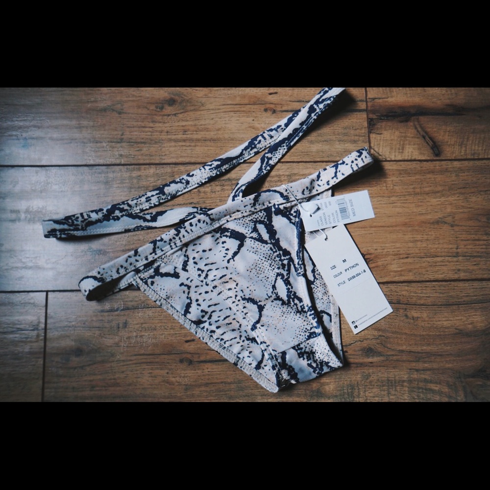 High V Bikini Bottom